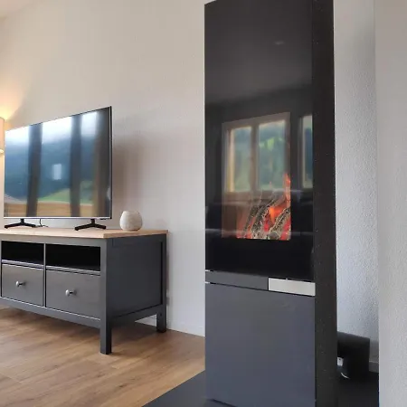 Daire Chuenislodge1 Neu, Grosse Terrasse & Designerofen, Praechtige Aussicht *