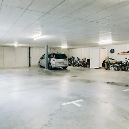 Chuenislodge1 Neu, Grosse Terrasse & Designerofen, Praechtige Aussicht דירה *