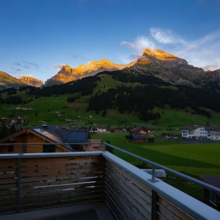 Daire Chuenislodge1 Neu, Grosse Terrasse & Designerofen, Praechtige Aussicht