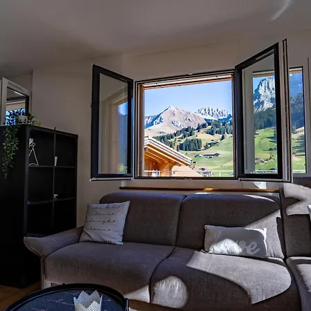 Chuenislodge1 Neu, Grosse Terrasse & Designerofen, Praechtige Aussicht Appartement Adelboden