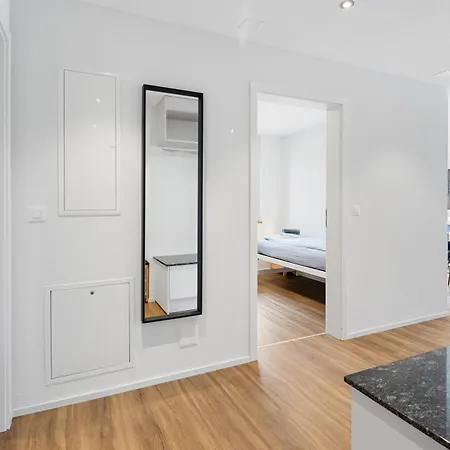 Chuenislodge1 Neu, Grosse Terrasse & Designerofen, Praechtige Aussicht Appartamento