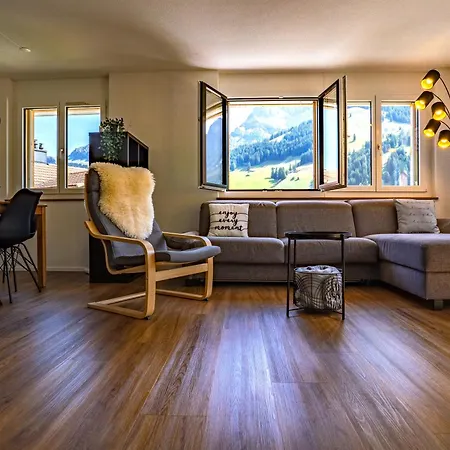 Appartamento Chuenislodge1 Neu, Grosse Terrasse & Designerofen, Praechtige Aussicht