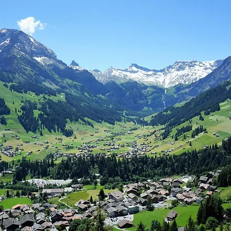 Chuenislodge1 Neu, Grosse Terrasse & Designerofen, Praechtige Aussicht דירה *