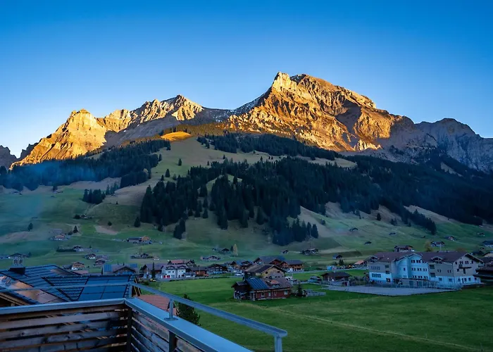 Appartamento Chuenislodge1 Neu, Grosse Terrasse & Designerofen, Praechtige Aussicht *