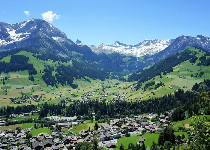 Chuenislodge1 Neu, Grosse Terrasse & Designerofen, Praechtige Aussicht דירה *