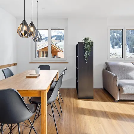 Chuenislodge1 Neu, Grosse Terrasse & Designerofen, Praechtige Aussicht Apartament *